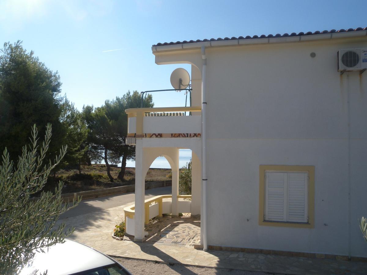Apartment Marija Vir Buitenkant foto